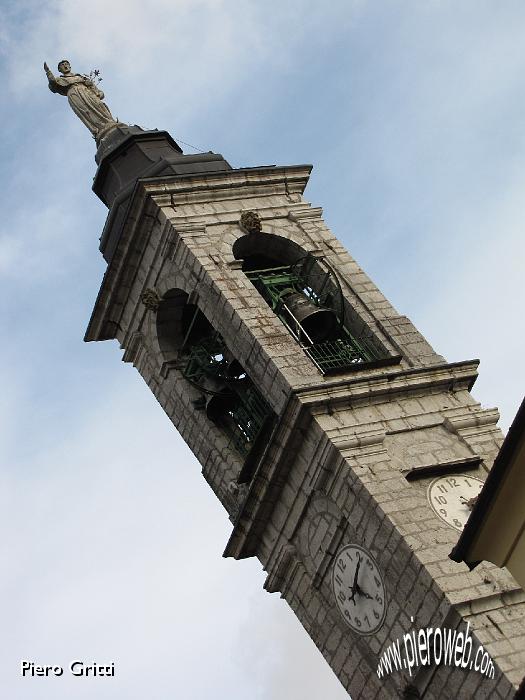 70 Il campanile sulla diagonale .jpg